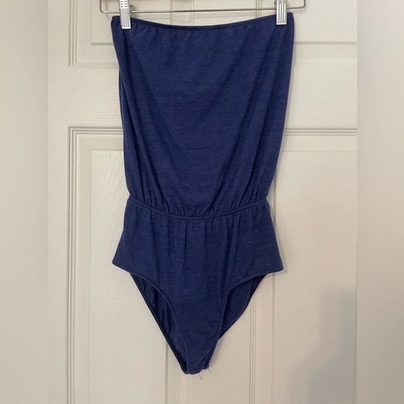 Brand new AMERICAN APPAREL Strapless Bodysuit Size xs - Picture 2 of 3